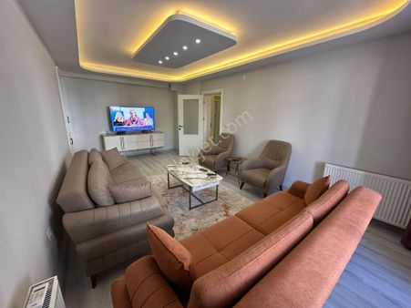 <<egeyıldız>>muhteşem 2+ 1 Daire Doğalgazlı Asansörlü Ön Cephe 5 Yaşında Merkezi Konum