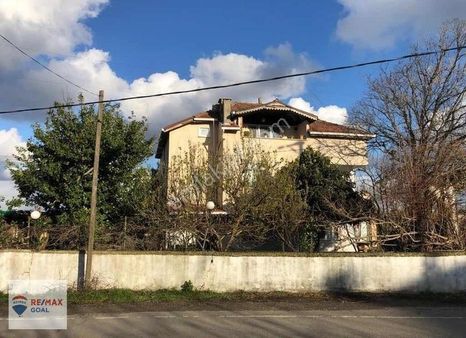 Beykoz Örnekköy Satılık Emsalsiz 1000m2 Arsa Ve Müstakil Ev