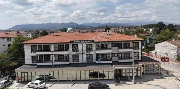 Arifiye Fen Lisesi Karşısı Kiralık Sıfır 2+1 Geniş Daire