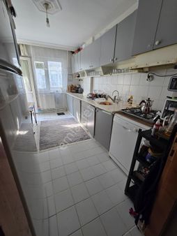 Kiremitçide Harika Genişlikte Çift Balkonlu Harika Lokasyonlu Satılık Daire