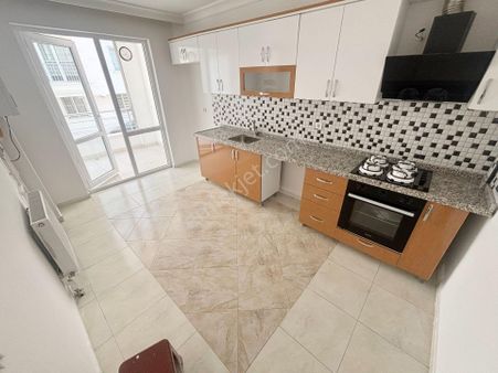 Kanuni Mah. Full Yapılı 3+1 1.katta Asansörlü Güney