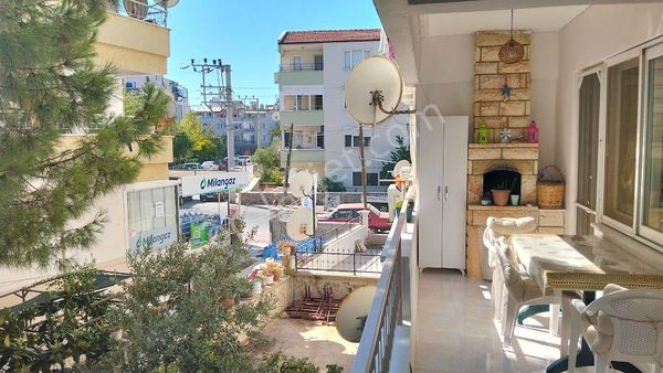 Ayvalık Sarımsaklı Denize Yakın Bakımlı 2+1 Satılık Daire