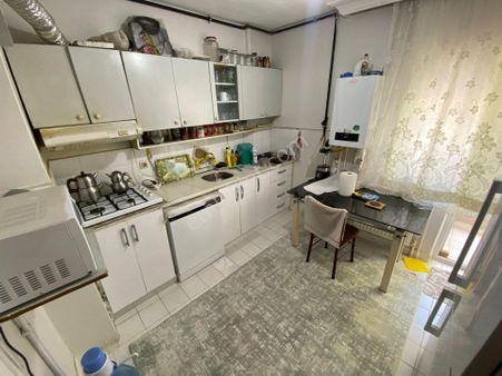 Koza Emlak'tan Andiçen Mahalesin'de Cadde Üzerinde Ara Katta Bağımsız 3+1 *daireniz Sizi Bekliyor*