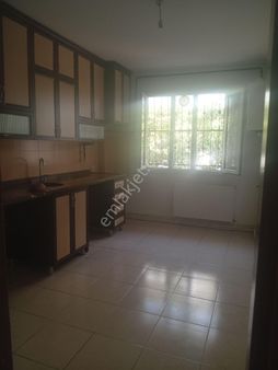 Hakem Emlak'tan Beyceli'de 2+1 Kombi İle Kapalı Mutfak Müstakil Kiralık Ev Yabancıya Kiraya Verilir