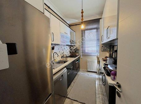 Erenköy Kaptan Arif'te Marmaray Ve Bağdat'a Çok Yakın 2+1 Daire