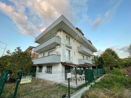 Serdivan Bahçelievlerde Güzel Konumda Satılık 1+1 Daire