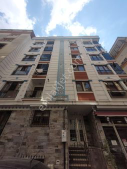 Ş.evler Merkezde Metrobüse 5dk.yeni Binada 2+1 90m2 Bahçeli Lüx Bahçekat Daire