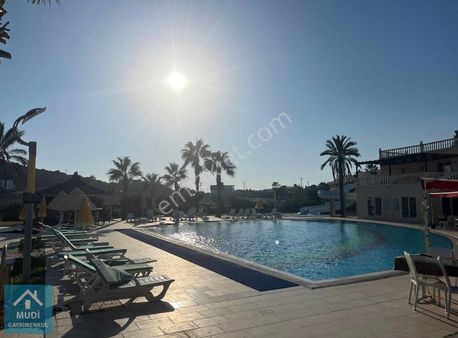 Adabükü Elit Site Özel Plajlı, Ortak Havuzlu 2+1 Kiralık Daire