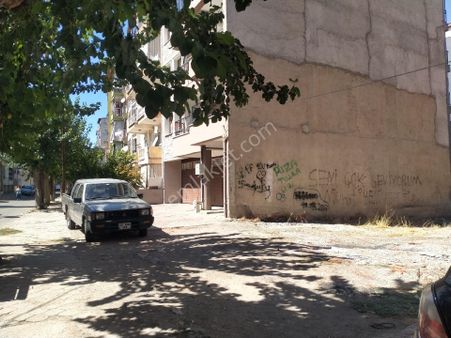 Satılık Arsa Yaşar Emlâk Tan