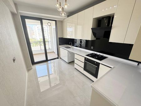 Engin Emlak'tan Lüx Tasarımlı Yerden Isıtma'lı 3+1 Sıfır Daire