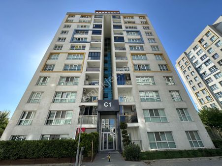 Pegaas'tan Gölkent Evlerinde Kiralık 4+1 Ara Kat Lüx Daire