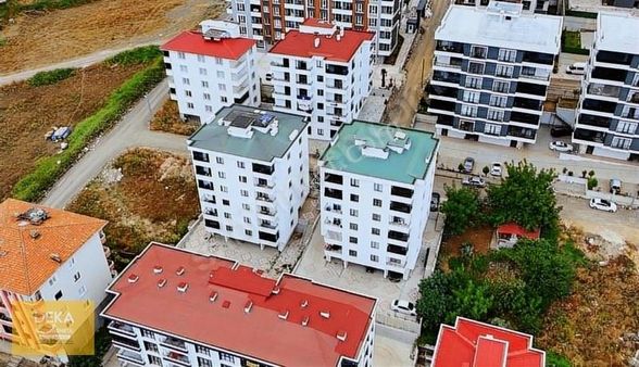 Deka Gayrimenkul'den Bulvara Yakın Geniş Lüks 1+1 Daire