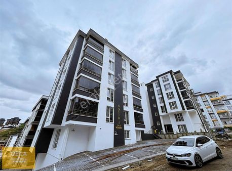 Deka Gayrimenkul'den Körfezde 1+1 Eşyalı Cam Balkonlu Daire