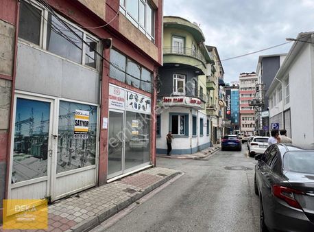 Deka Gayrimenkul'den Dr Kamil Cad. Üzerinde Satılık 30 M² Dükkan