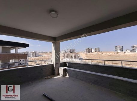 Ertuğrulgazi'de Ultra Lüks 3,5+1 Kat Bahçeli Daire