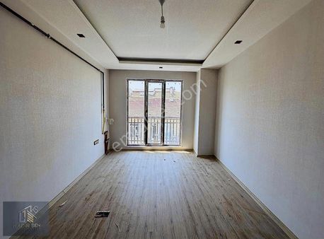 Kadir Şen Gayrimenkul'den Çarşı İçi Kiralık Ofisler