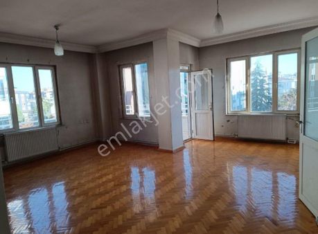 Binevler Üniversite Arasi Ana Cadde Üzerinde Satlik 3+1 Daire