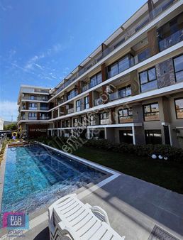 Bornova İzev Moon Projesinde 3+1 Satılık Daire