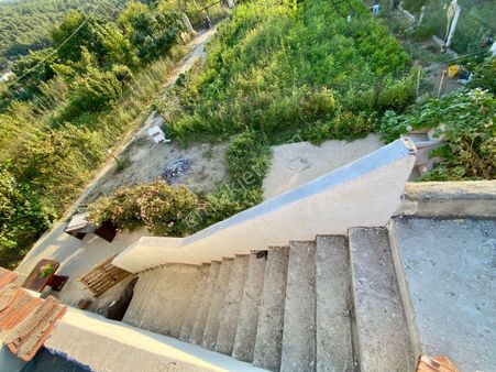 Kuşadası Kirazlı Köyü'nde Bahçeli Müstakil Satılık Ev