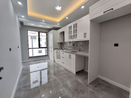 Truva/nazım'dan Gökdelen Bölgesi Satılık 2+1 Geniş Ve Lüks Daire