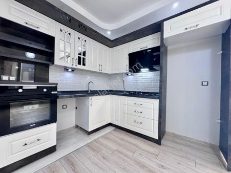 ▀jet Emlak'tan Altınkum'da *çift Balkonlu* Lüx Tasarım 1+1 Daire