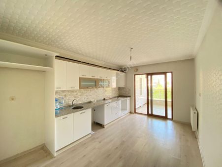 Amazon'dan Serintepe Karakolu Civarı Depozitosuz Geniş 3+1 Daire