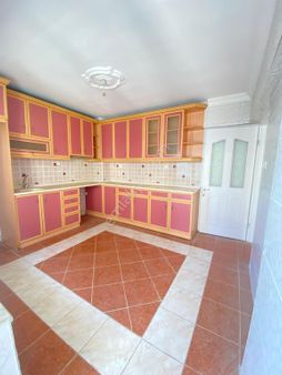 Yeni Mahallede 3+1 Satılık Daire