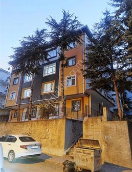 Keçiören Merkezde 3+1 Arakatta Boş Kombili