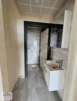 Okumuşlar Gayrimenkul'den Kiralık 4+1 Cam Balkonlu Site Dairesi