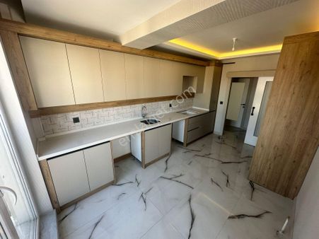 Cansu Gayrimenkulden Fevziçakmakta 3+1 Mükemmel Lokosyonda Daire