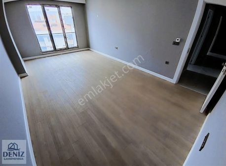 Alibeyköy Çırçır Mahallesi Sitede 100 M2 Geniş 2+1 4.kat Daire