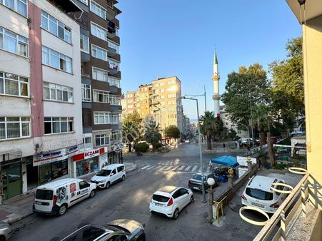 Lider Gayrimenkul'den Rasathane Mh. 3+1 Asansörlü Bulvara Cephe Fırsat Daire