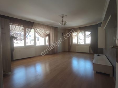 Ekonomi Üni Yakını 3+1 Yapılı Arakat Jeotermalli Daire