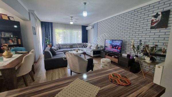 Bostanlıda Sahile Yakın İçi Full Yapılı 3+1 Satılık Daire