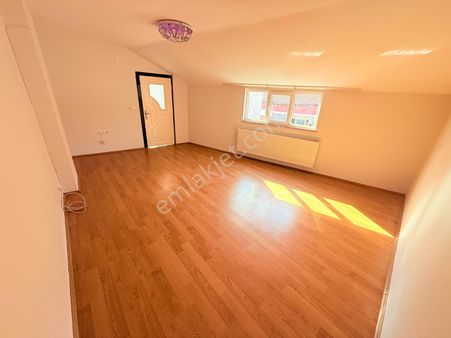 Özmecaz'dan Hacıkaplanlar Mah. 2+1 Asansörlü Ön Cephe Daire