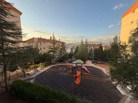 Rıza Acar'dan Kent Koop Mahallesi Harbiş 28 Sit. 2+1 Merkezi Sistem