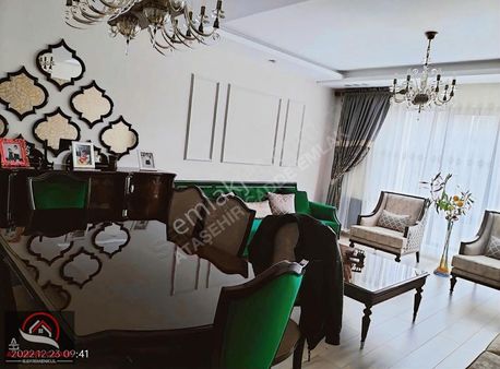 [acg] Çaydaçıra Venedik Evlerinde Satılık 4+1 Daire