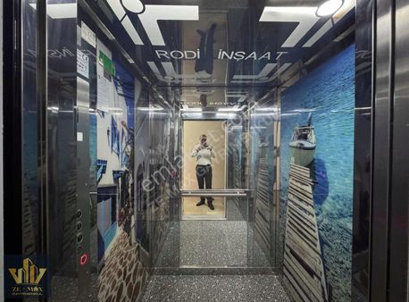 Ze/max^tan G.m.k.p.mah. İskanlı Ara Kat 140 M2 3+1 Satılık Daire