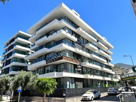 Prıve Cleopatra 1+1