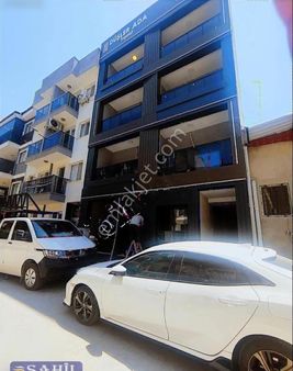 Kuşadasıda Sıfır Bahçeli 2+1 Modern Yapı Asansörlü Kaçmaz