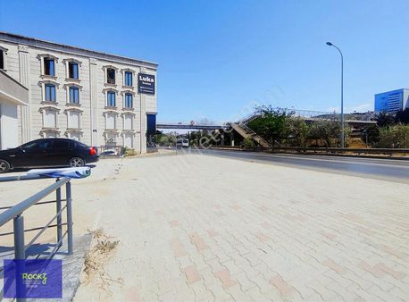 Rookz Doruk'dan Sultanbeyli Yanyol'da Her İş Koluna Uygun İşyeri