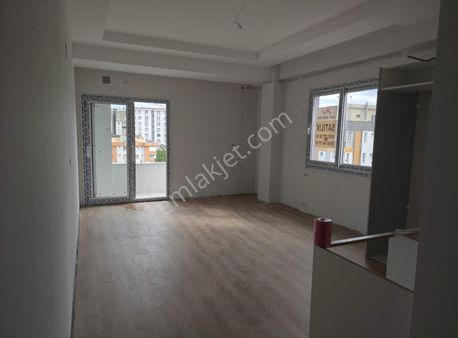 Okullar Bölgesinde Kırcaali Cad Yatırımlık Fırsat 1+1 Satılık