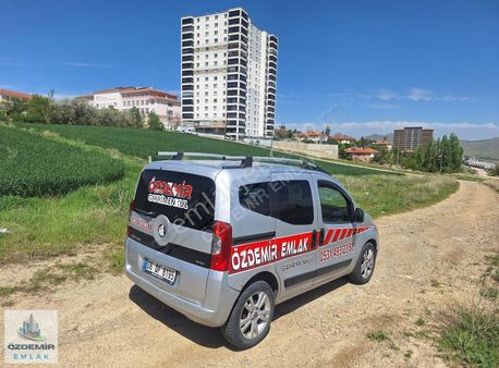 Özdemir Den Kıbrıs İmarda 220 Metre İmarlı Arsa Caddeye Cephe