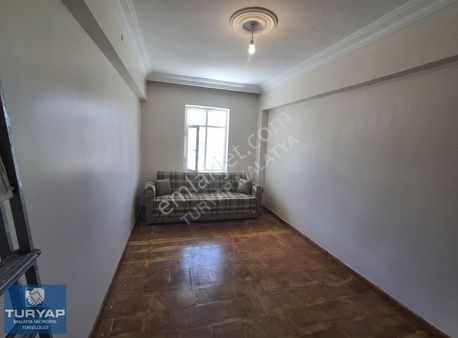 Turyap Metropol'den B.mustafa Paşa'da Satılık 3+1 Daire