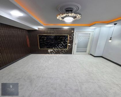 Yıl&ka Gayrimenkul'den Yeşilkent Mahallesinde Lüks 2+1 Daire