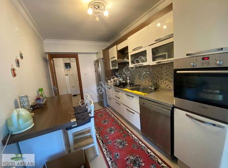 Bayraklı Postacılarda Kiralık D.gazlı 3+1 Ful Eşyalı Daire