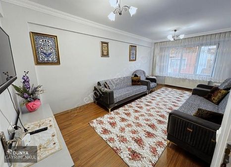 Dünya'dan Yunusemre Mh. Süper Konum 2+1 Bakımlı Daire !!