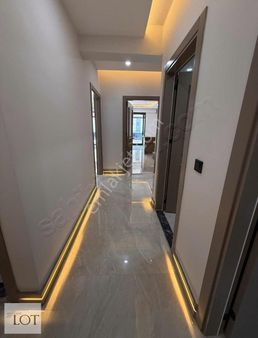 Çakmak Mahallesinde Lüks Yaşam: Kış Bahçeli Havuzlu Daireler