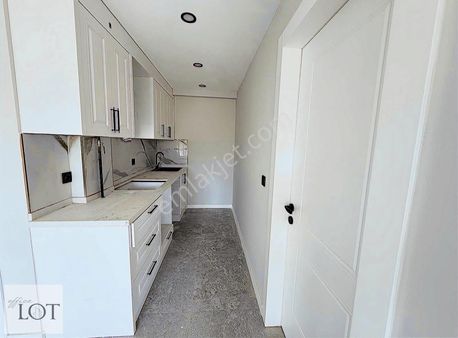 Karaman Mahallesinde Asansörlü Balkonlu Lüks Yaşam Daireleri