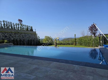 Deniz Manzarılı Villa